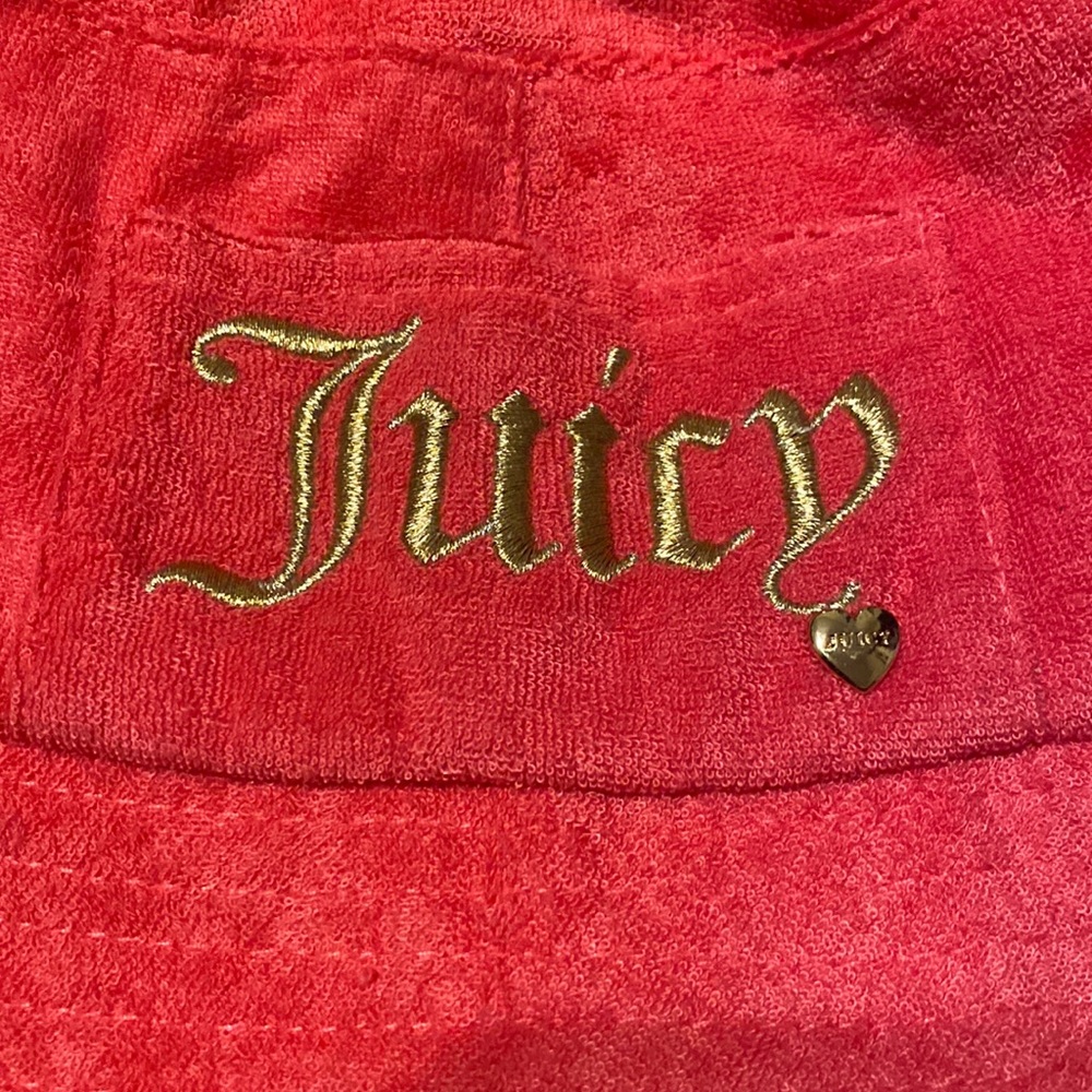 Juicy Couture Bucket hat